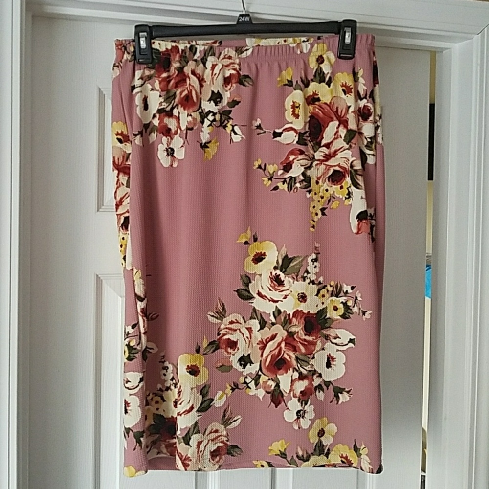 Plus Size midi skirt